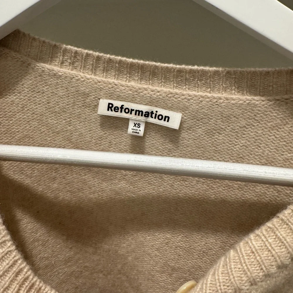 Reformation Clara Cashmere Crew Cardigan - Picture 3 of 3
